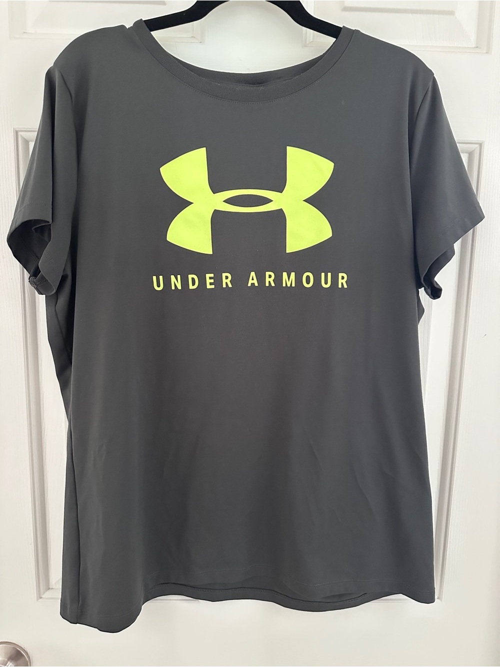 Under Armour Black Tee with Neon Yellow-Green Logo - Picture 3 of 5